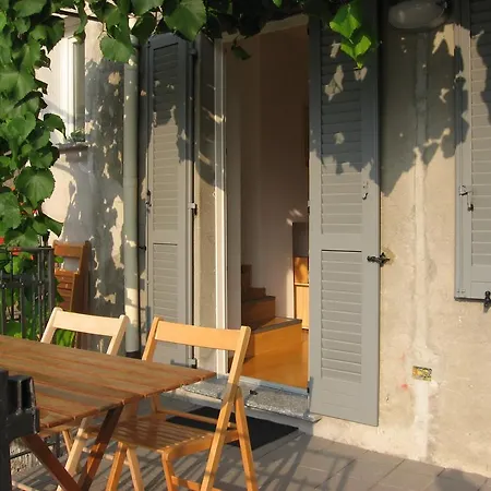 Casa Dell'uva Appartamento Moltrasio